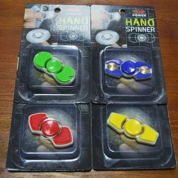 Light Plastic Fidget Spinner